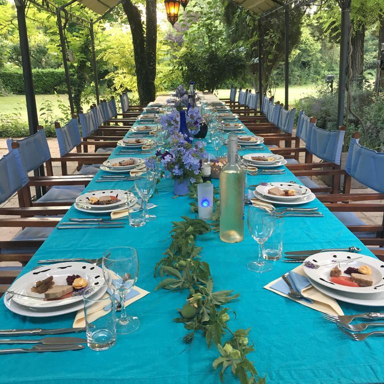 Bed and Breakfast Le Mas Shabanou Roquefort-les-Pins Exterior foto