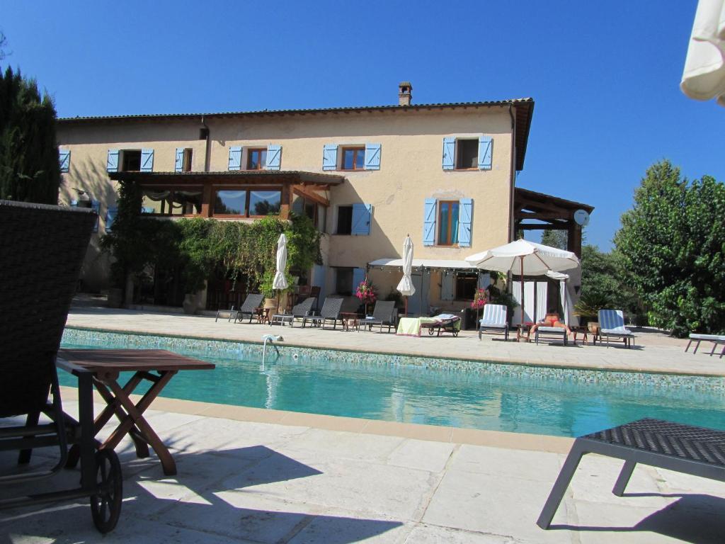 Bed and Breakfast Le Mas Shabanou Roquefort-les-Pins Exterior foto