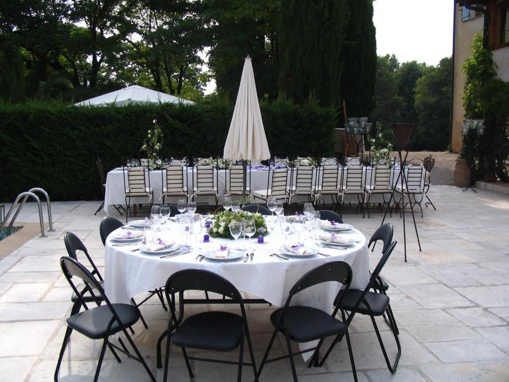 Bed and Breakfast Le Mas Shabanou Roquefort-les-Pins Exterior foto