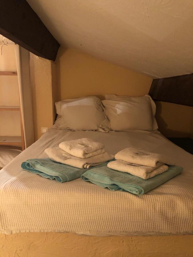 Bed and Breakfast Le Mas Shabanou Roquefort-les-Pins Exterior foto