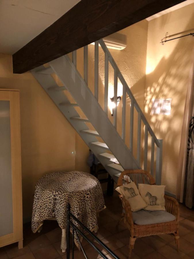 Bed and Breakfast Le Mas Shabanou Roquefort-les-Pins Exterior foto